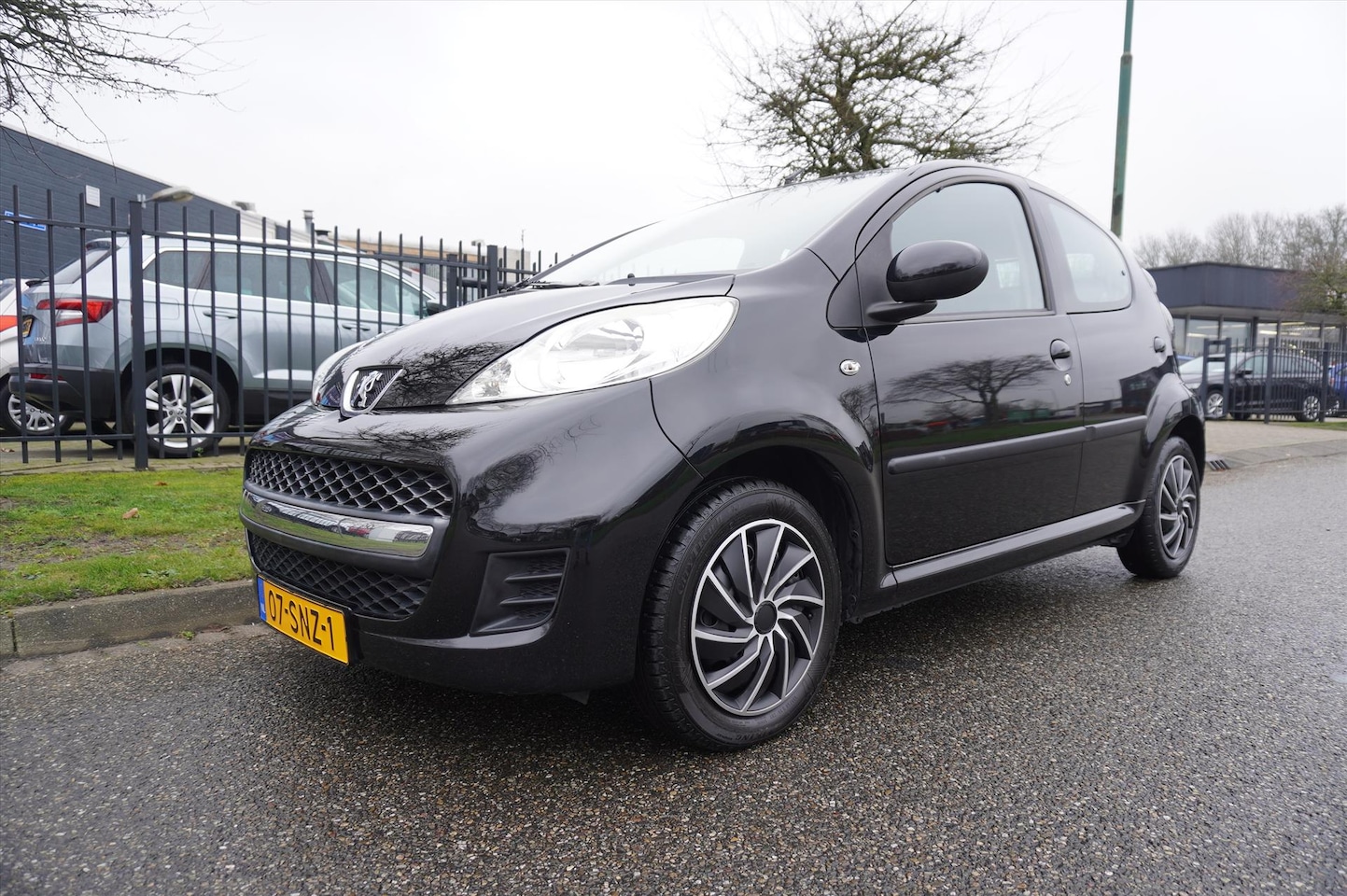 Peugeot 107 - 1.0 12V 68PK 5-Deurs AIRCO APK tot 24-12-2026 - AutoWereld.nl