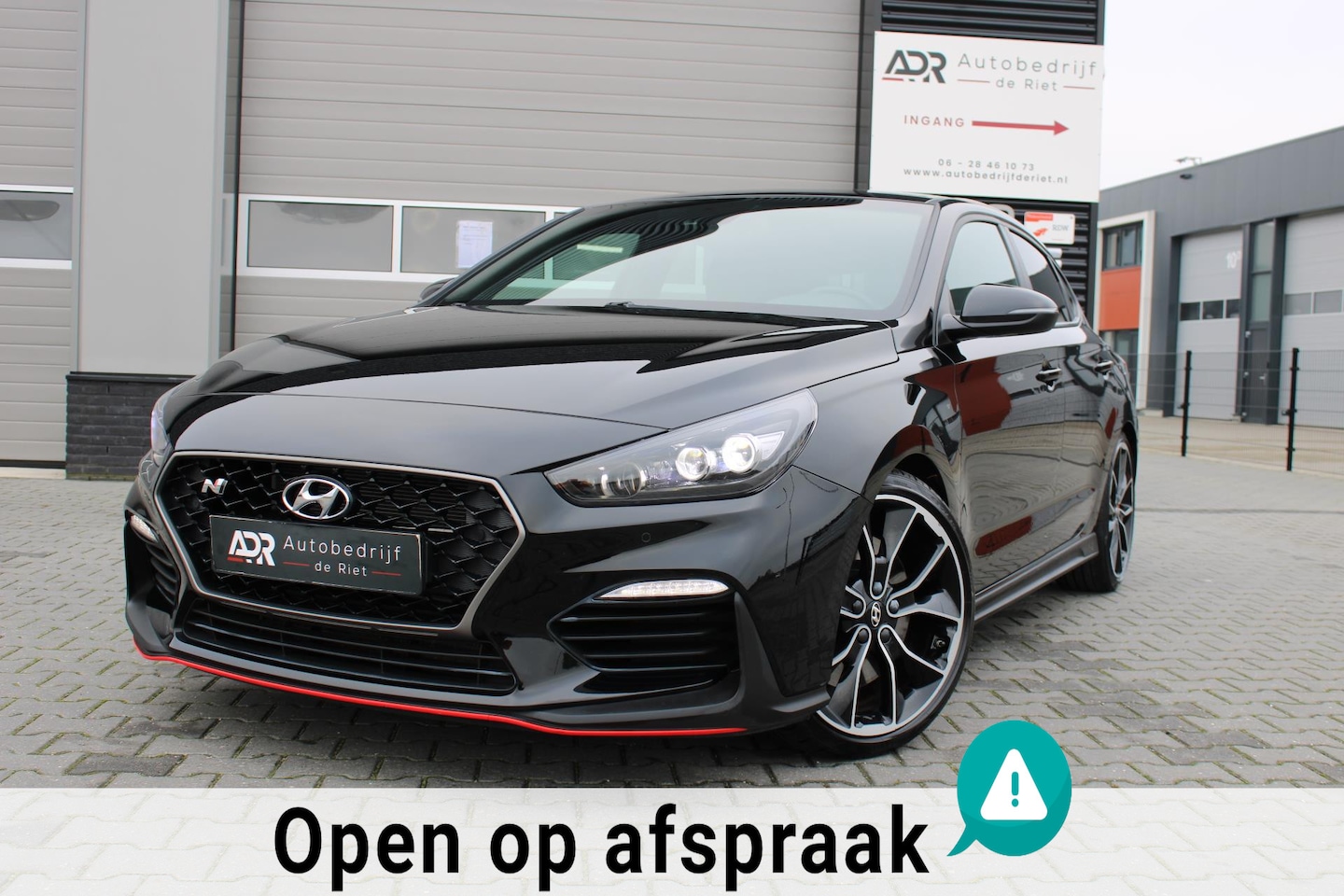 Hyundai i30 Fastback - 2.0 T-GDI Performance/19''/NAVI/CRUISE/ELEKTR-STOELEN/BLACK/VOLL - AutoWereld.nl