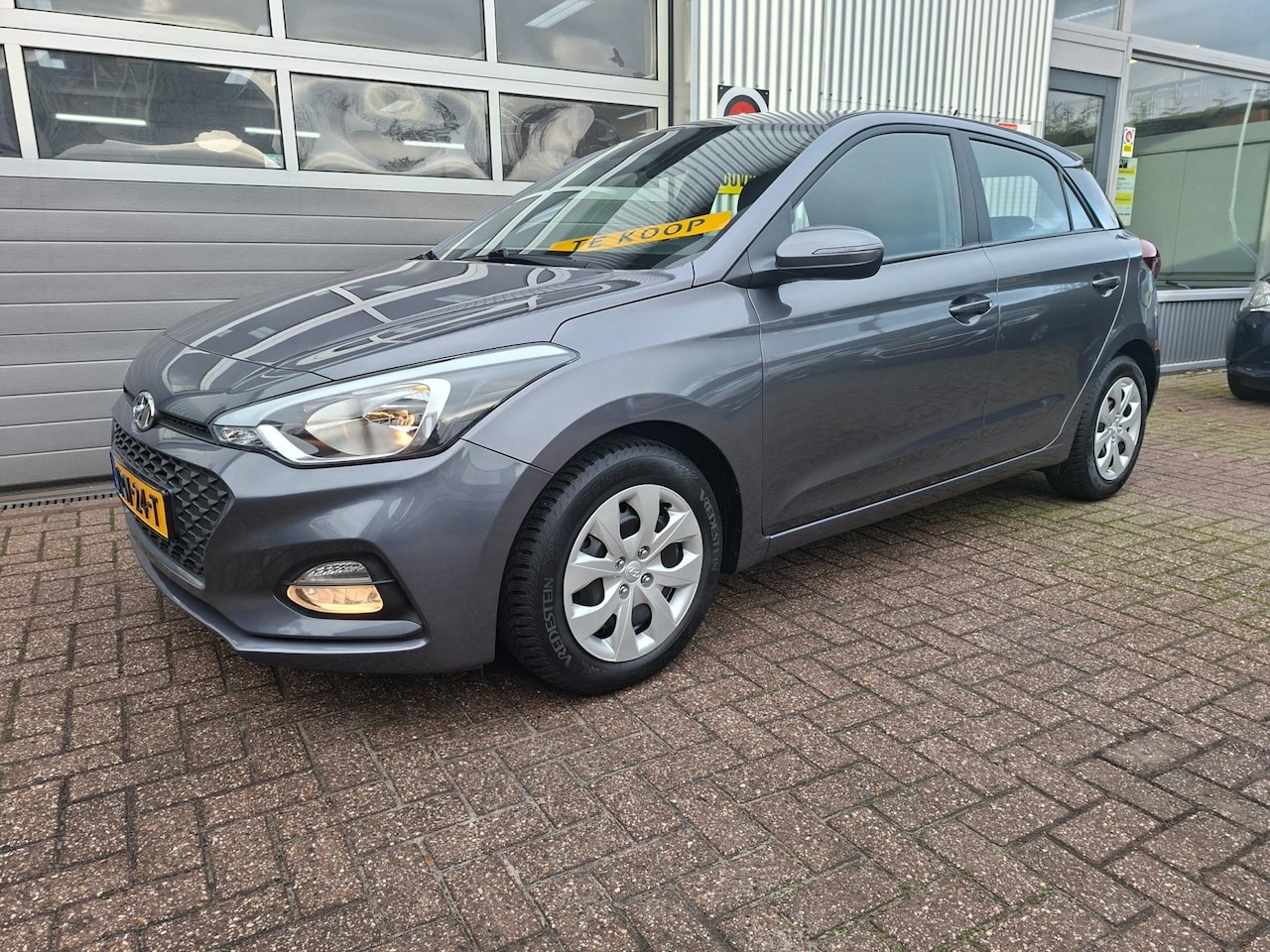 Hyundai i20 - 1.2 LP i-Drive Cool Airco Mislampen Nieuwstaat - AutoWereld.nl
