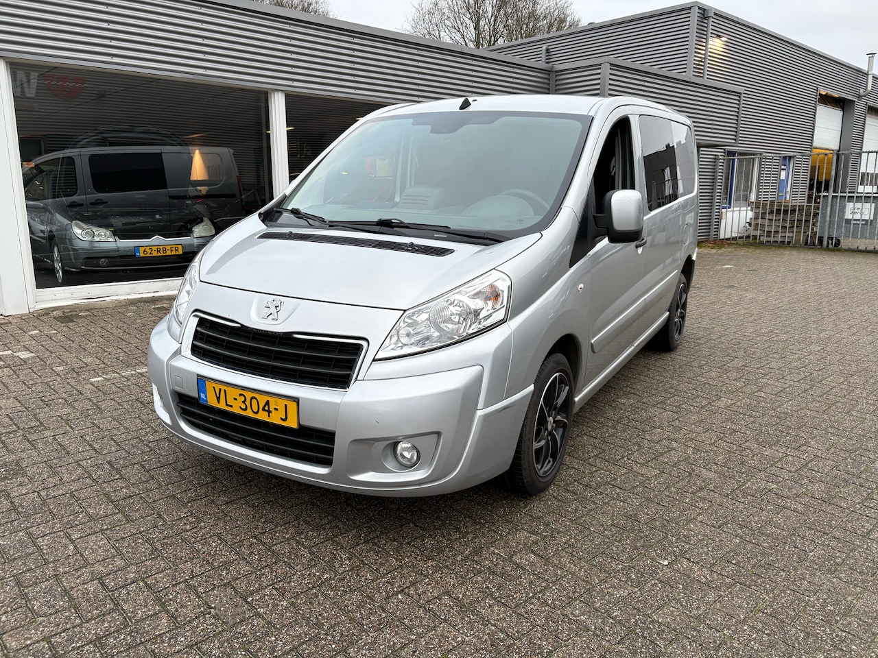 Peugeot Expert - 227 2.0 HDI L1H1 Navteq 2, trekhaak, navi, cruise - AutoWereld.nl