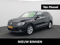 Volkswagen Tiguan Allspace - 1.5 TSI Comfortline Business 7-Persoons | Automaat | Trekhaak | Apple Carplay/Android Auto
