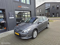 Hyundai i30 - 1.6i i-Motion|Airco|Trekhaak|Cruise|PDC|
