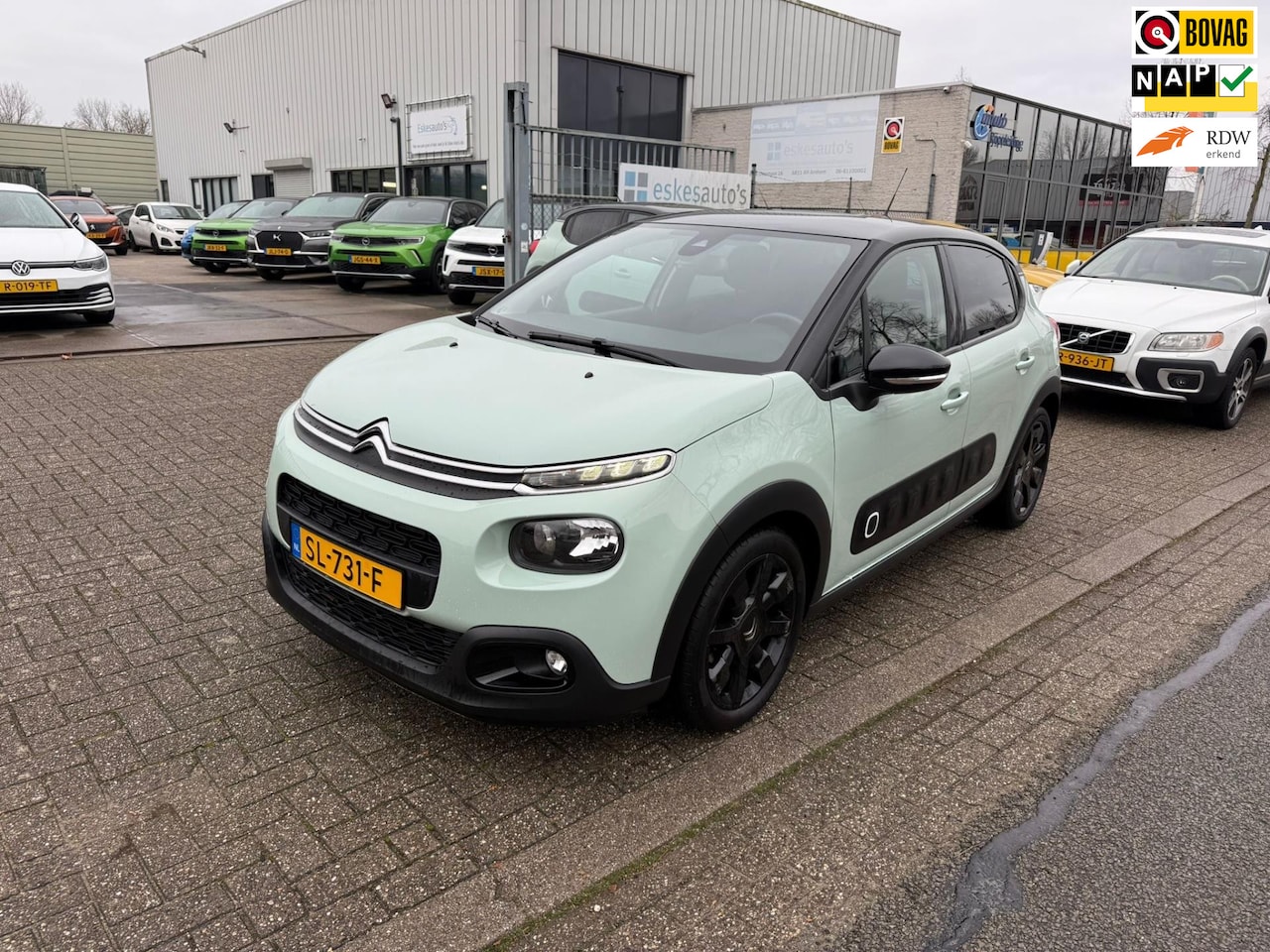 Citroën C3 - 1.2 PureTech Shine 1.2 PureTech Shine, Navi, NAP, 12 mnd Garantie - AutoWereld.nl