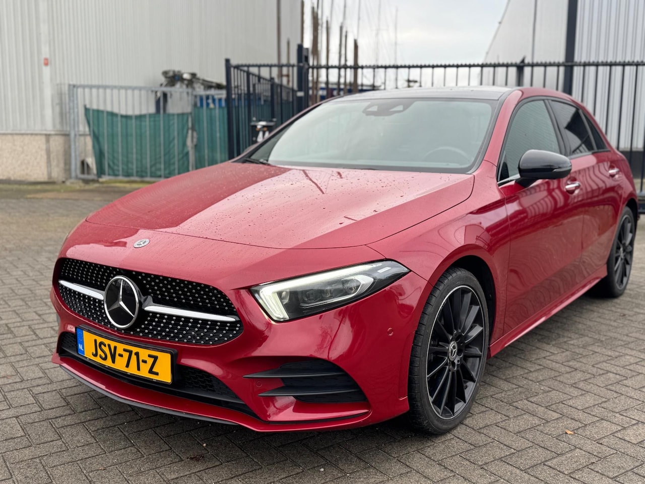 Mercedes-Benz A-klasse - 250 e Premium Amg Pakket Pano 360 Camera volle - AutoWereld.nl