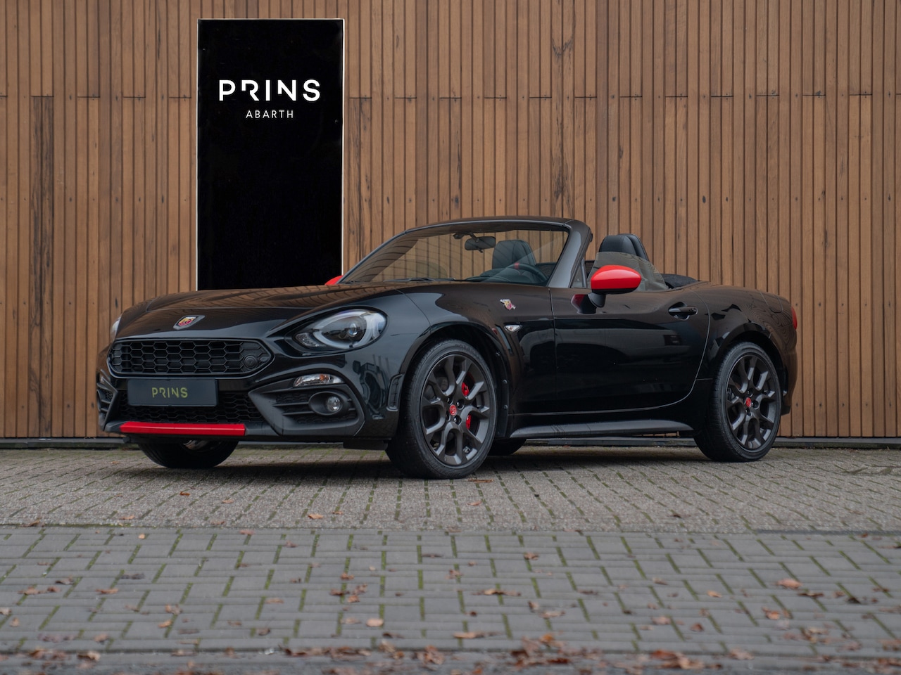 Fiat 124 Spider - Abarth 1.4T 170pk | Handbak | Bose | 1e eigenaar - AutoWereld.nl