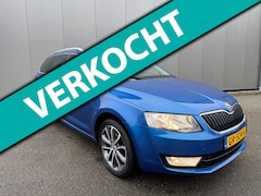 Skoda Octavia Combi - 1.6 TDI Greentech Edition Businessline pano navi clima