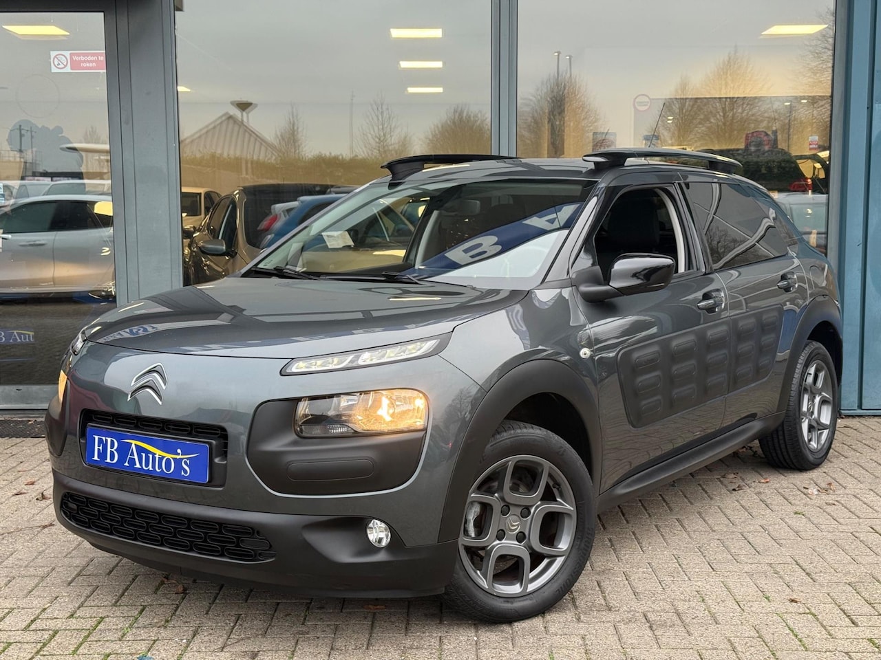 Citroën C4 Cactus - 1.2 PureTech Feel Airco Lmv Navi Pano Camera Cruise - AutoWereld.nl