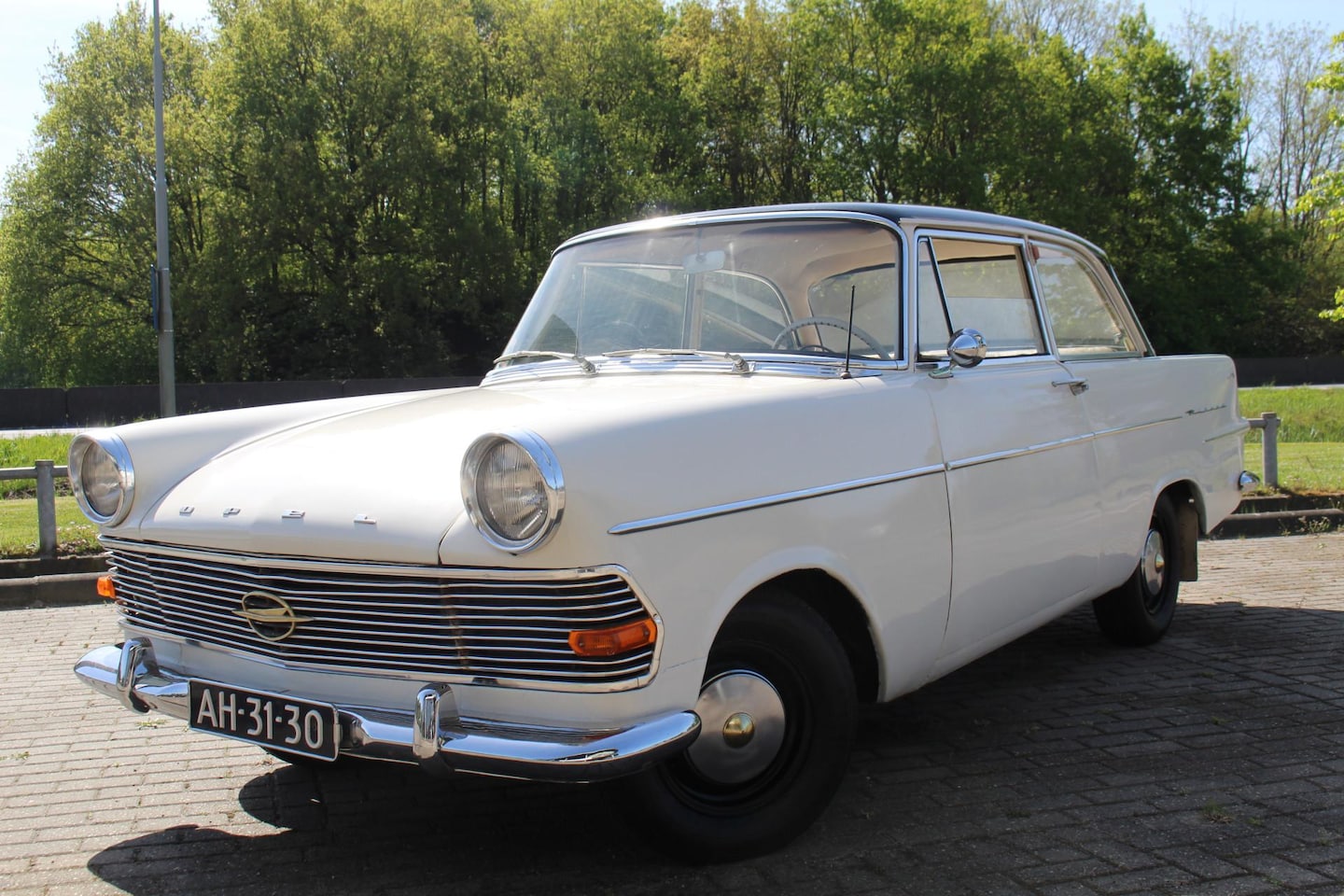 Opel Rekord - olympia REKORD OLYMPIA 1700 two tone - AutoWereld.nl