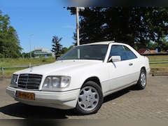 Mercedes-Benz E-klasse Coupé - 220 Elegance *94000KM* ALS NIEUW Volledig historie voorhanden Collectorsitem