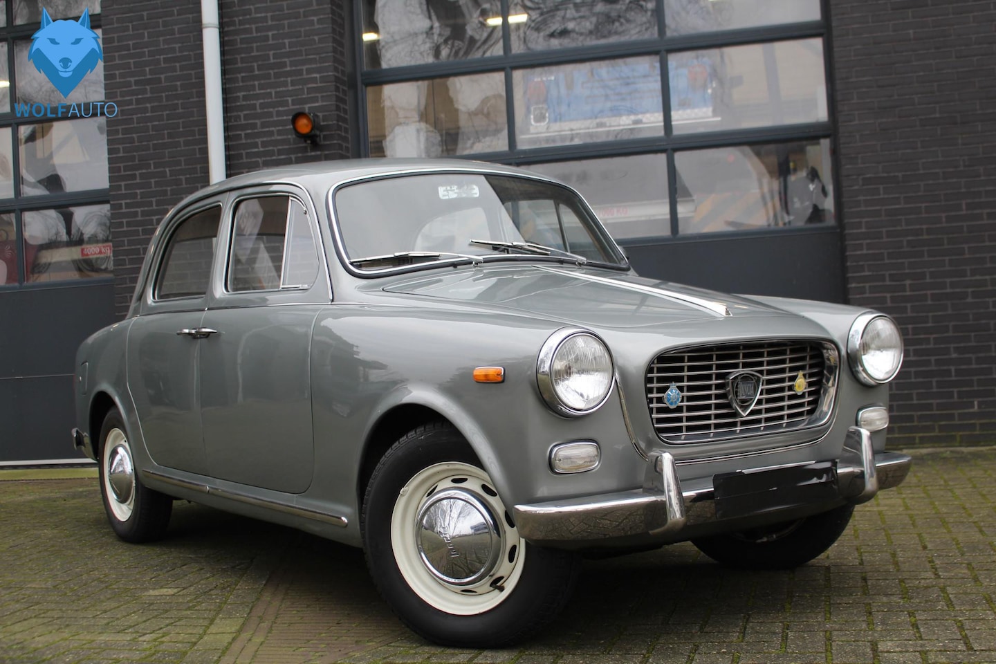 Lancia Appia - Series III Berlina V4 NIEUWSTAAT! RESTORED - AutoWereld.nl