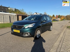 Peugeot 2008 - 1.2 PureTech Blue Lion Navigatie*Cruise*Trekhaak*Airco*NAP*Parkeersensoren*2e eigenaar