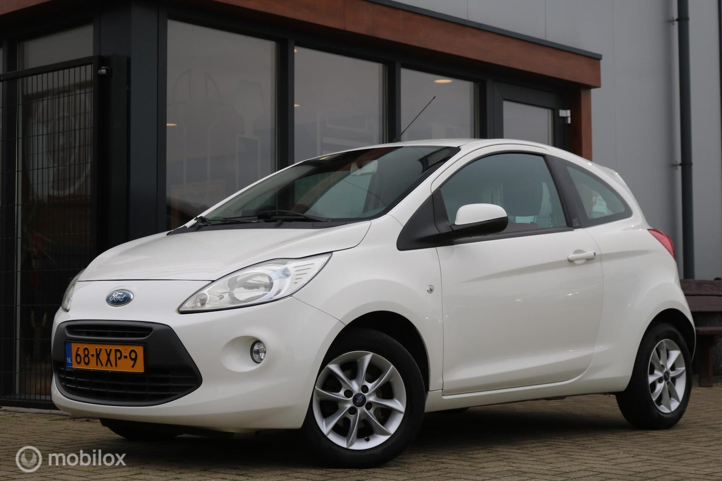 Ford Ka - 1.2 Titanium | Airco | LMV | 1e eig | - AutoWereld.nl
