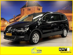 Volkswagen Sharan - 1.4 TSI Comfortline Automaat Navigatie PDC