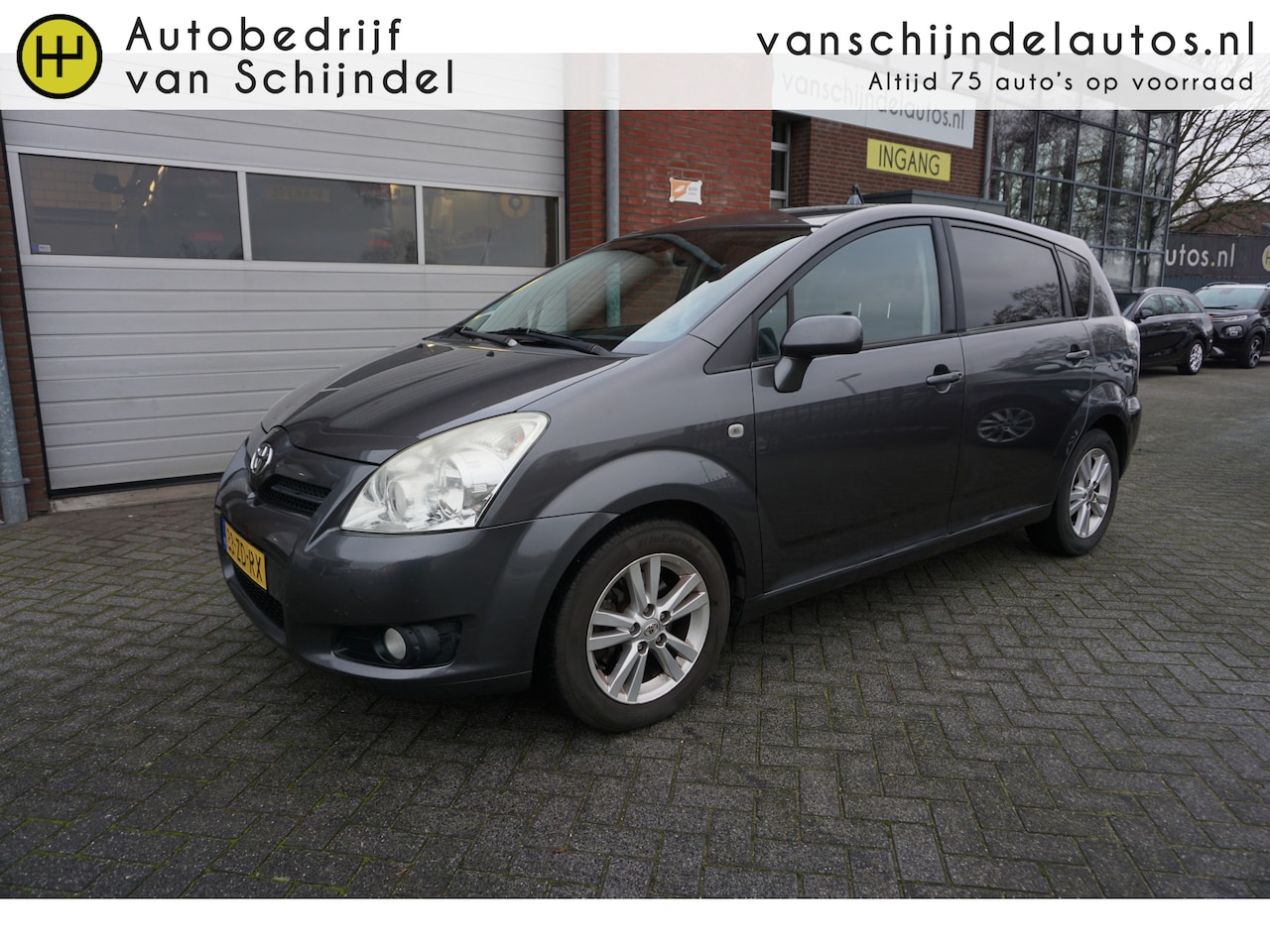 Toyota Verso - 1.8 VVT-I LUNA 5 PERSOONS ORIGINEEL NEDERLANDS DEALER ONDERHOUDEN TREKHAAK ECC AIRCO CRUIS - AutoWereld.nl