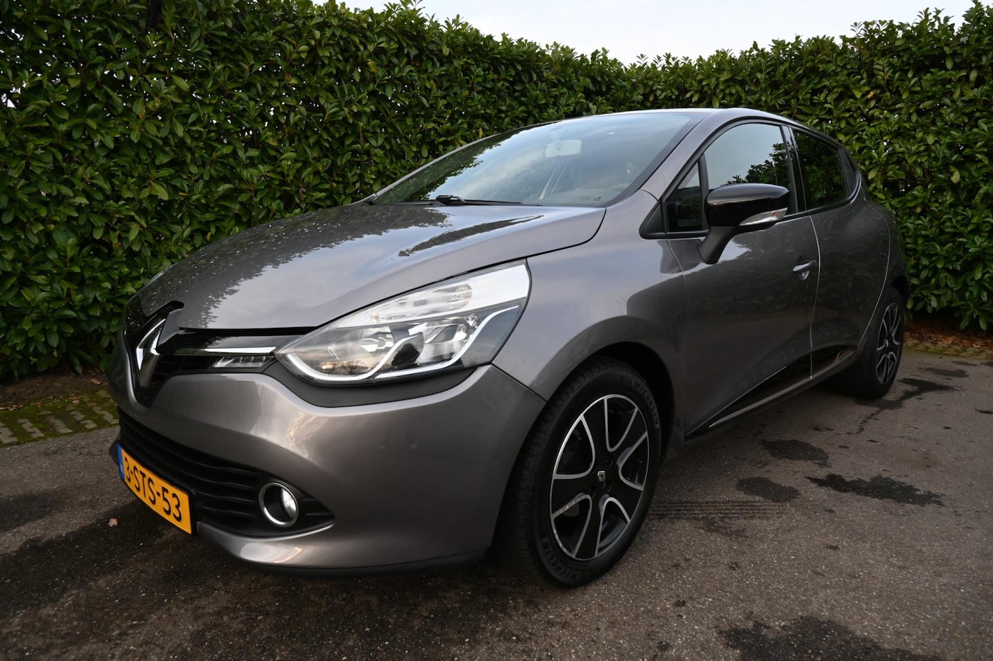 Renault Clio - 0.9 TCe Expression. Origineel Nederlandse auto met NAP. - AutoWereld.nl