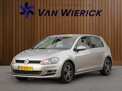 Volkswagen Golf - 1.4 TSI 122PK Highline Automaat | Velours | Trekhaak | Clima