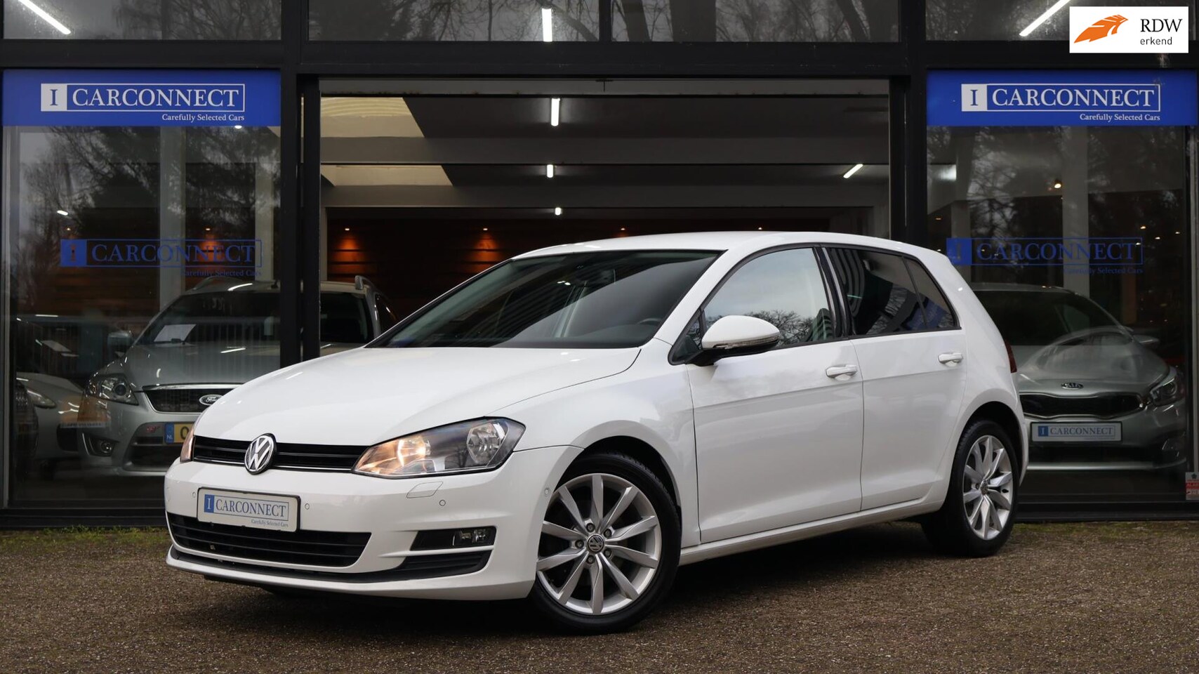 Volkswagen Golf - 1.4 TSI ACT Highline 140pk|PDC|Cruise|Clima|Rijk uitgerust. - AutoWereld.nl