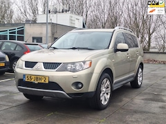 Mitsubishi Outlander - €5750, -2.4 Automaat 4x4 Airco Apk2026 Nap Trekhaak Cruise
