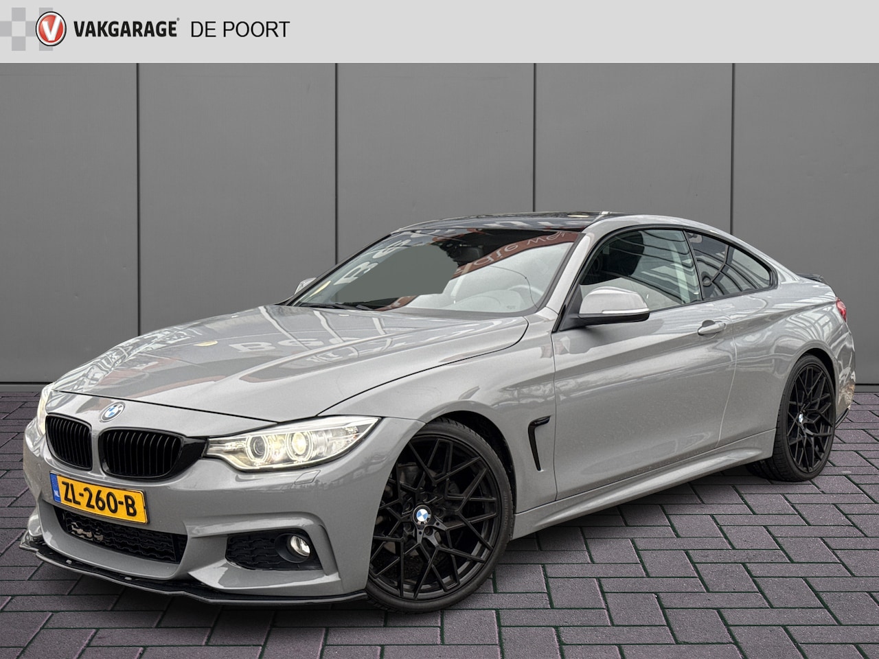 BMW 4-serie Coupé - 428i xDrive M sport | M4 Look | Dakraam | 20'' Sportvelgen | Leder - AutoWereld.nl