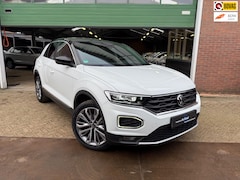 Volkswagen T-Roc - 1.5 TSI DSG|ACC/DIGITAAL/TRHAAK/ELEC-KLEP