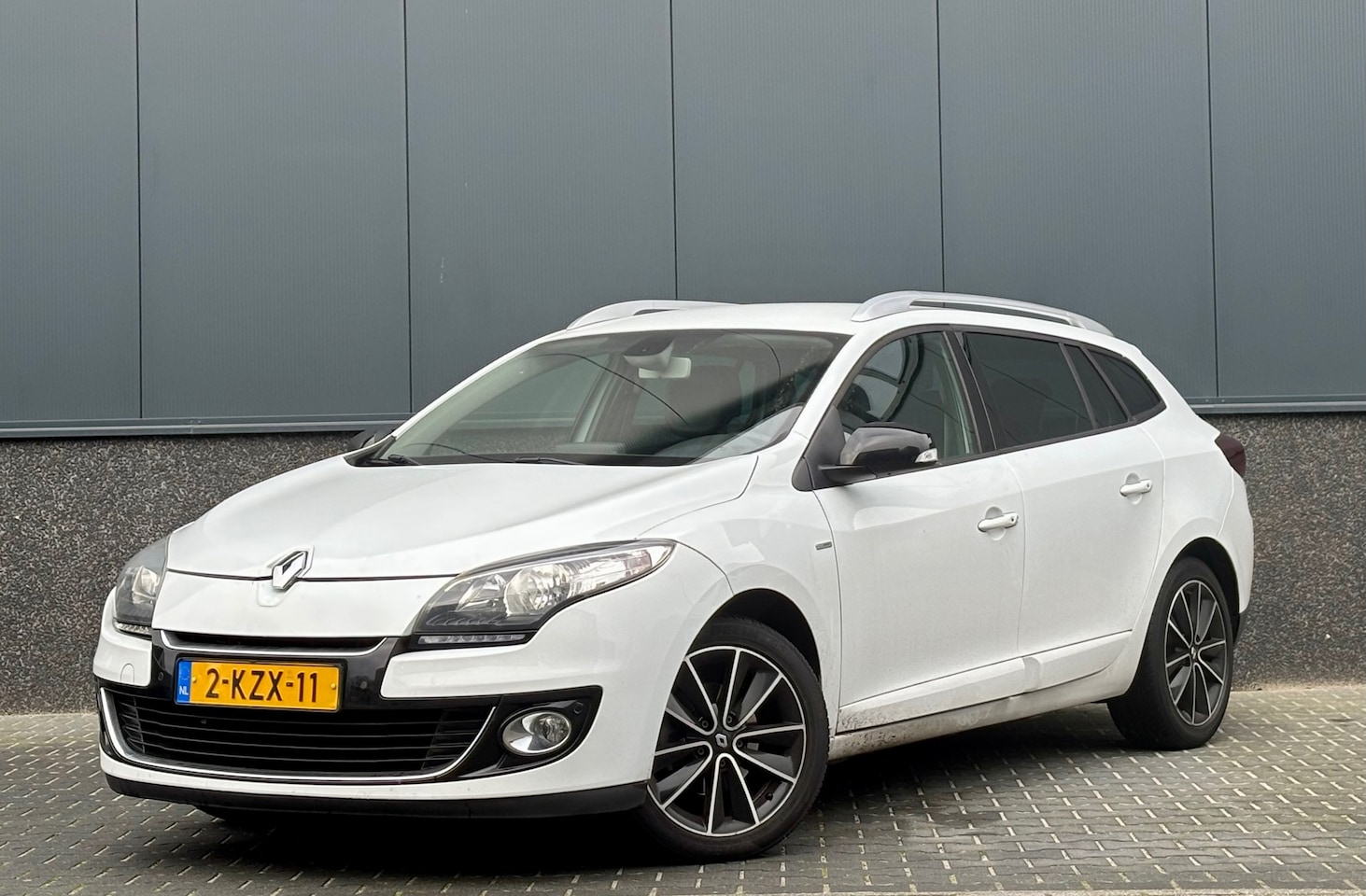 Renault Mégane Estate - 1.2 TCe Bose SartStop - AutoWereld.nl