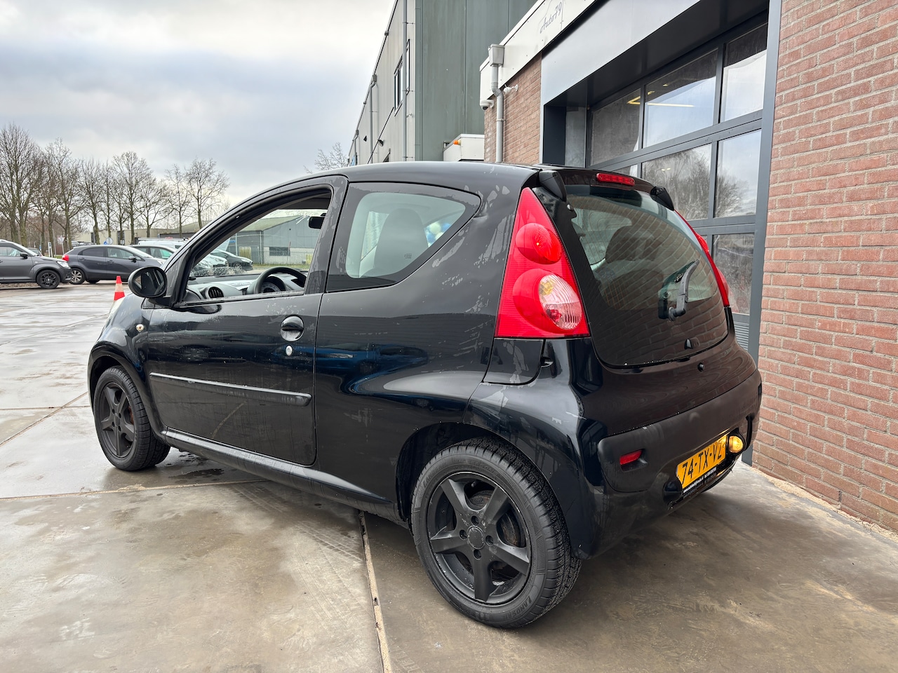 Peugeot 107 - 1.0-12V XS | Nieuwe apk, remmen, uitlaat. Etc.