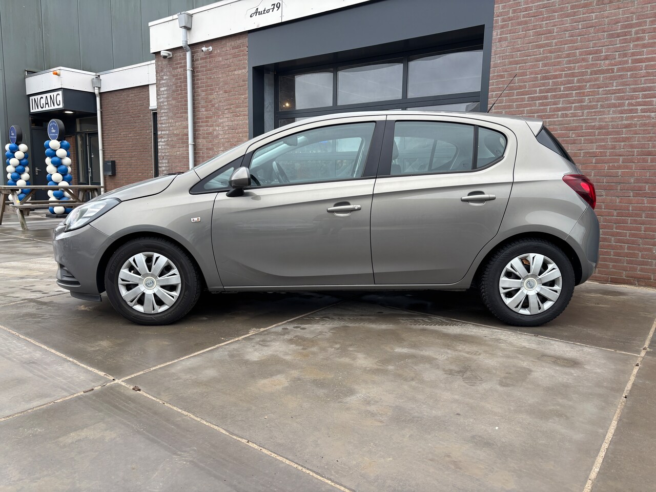 Opel Corsa - 1.2-16V Business+ | Airco. Cruise. Parkeersensoren. Etc.