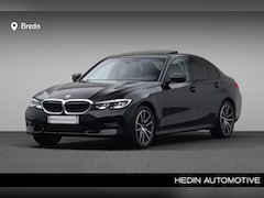 BMW 3-serie - 318i Executive Edition | Achteruitrijcamera | Ambiente verlichting | Elektrisch glazen sch