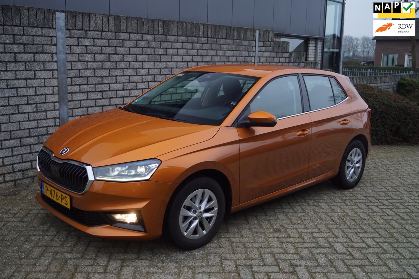 Skoda Fabia - 1.0 TSI Business Edition Autom Navi Camera Clima Virtuele Cockpit Cruis PDC Apple Carplay - AutoWereld.nl