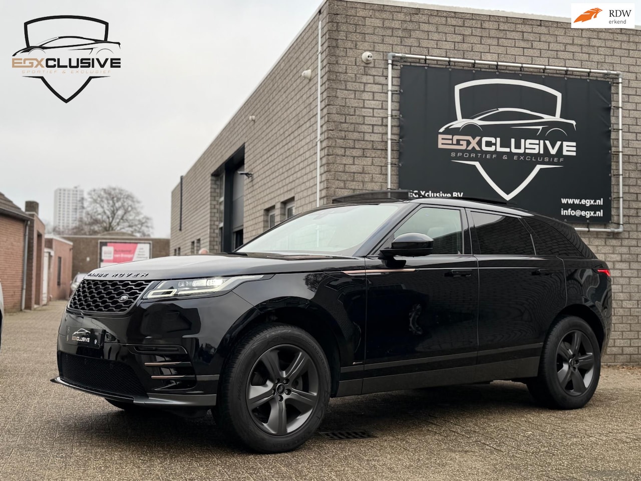 Land Rover Range Rover Velar - 2.0 P250 Turbo AWD R-Dynamic S /Meridan/Sfeer/Massage - AutoWereld.nl