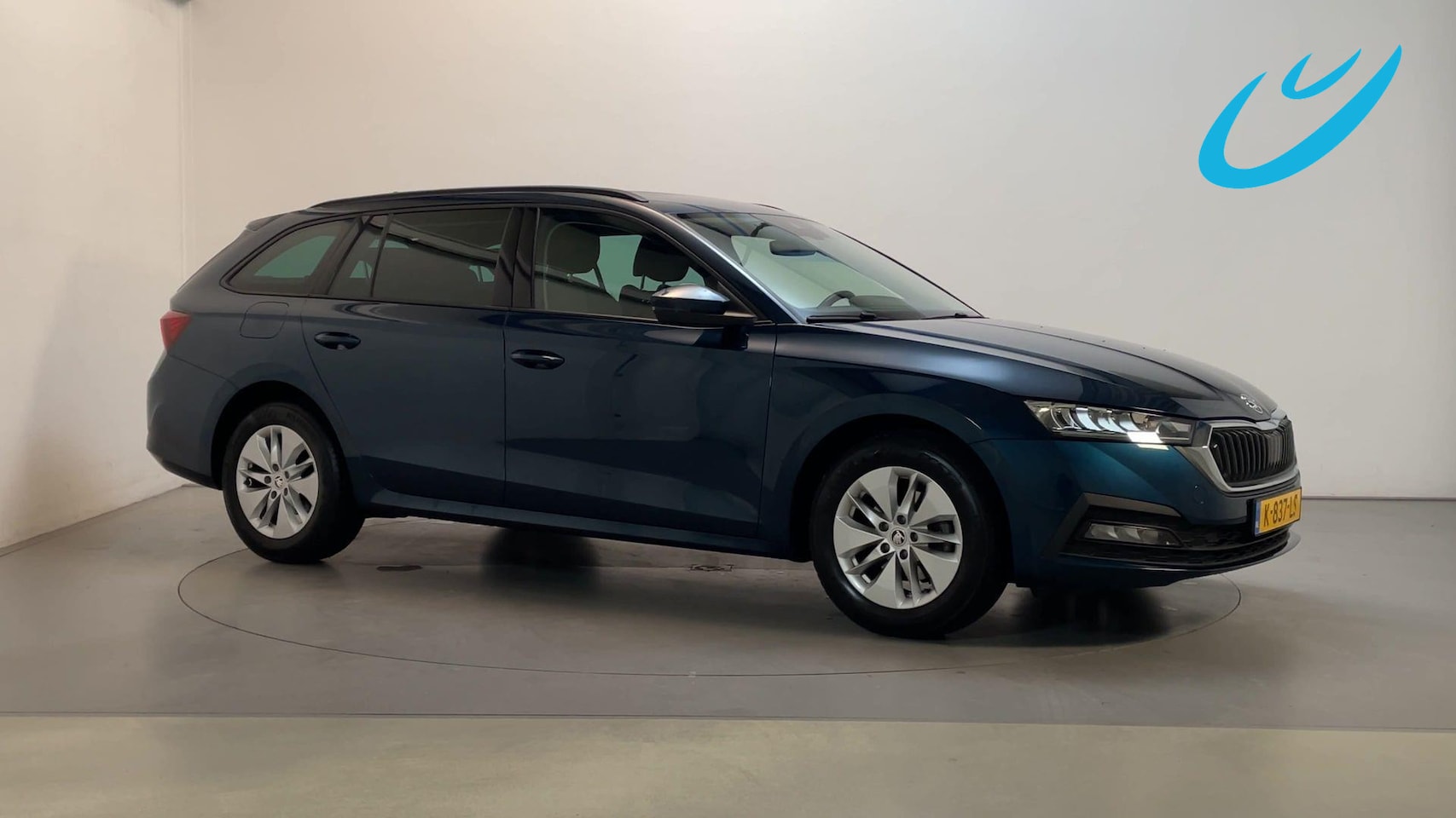 Skoda Octavia Combi - 1.0 TSI Business Edition Navigatie Parkeersensoren Virtual Cockpit DAB+ - AutoWereld.nl