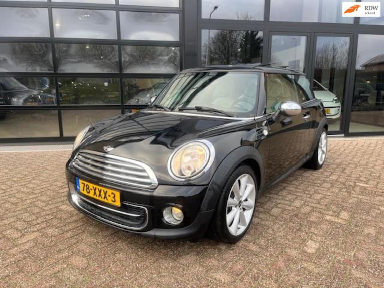 MINI Cooper - Mini 1.6 Chili, Panodak, Leer, Airco - AutoWereld.nl