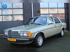 Mercedes-Benz 200-280 (W123) - 200-280 230 E AUTOMAAT TOP AUTO Schuifdak