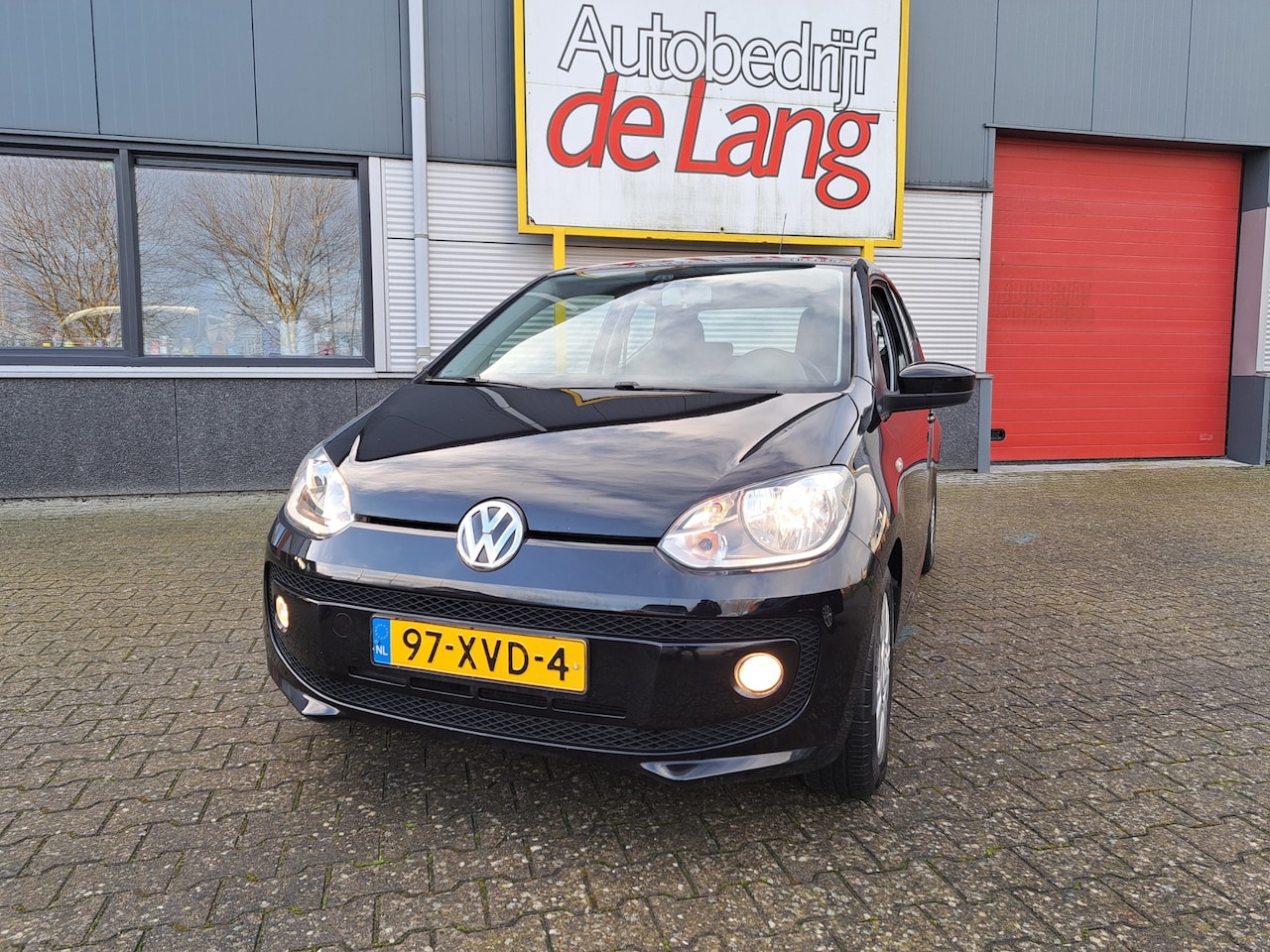 Volkswagen Up! - 1.0 move up! BlueMotion luxe uitv.weinig km.airco stoelverwarming etc. - AutoWereld.nl