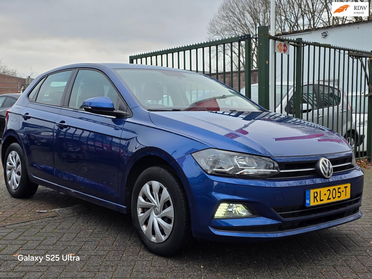 Volkswagen Polo - 1.0 TSI Comfortline Uniek km org nl auto airco elektrische ramen cv op afs - AutoWereld.nl