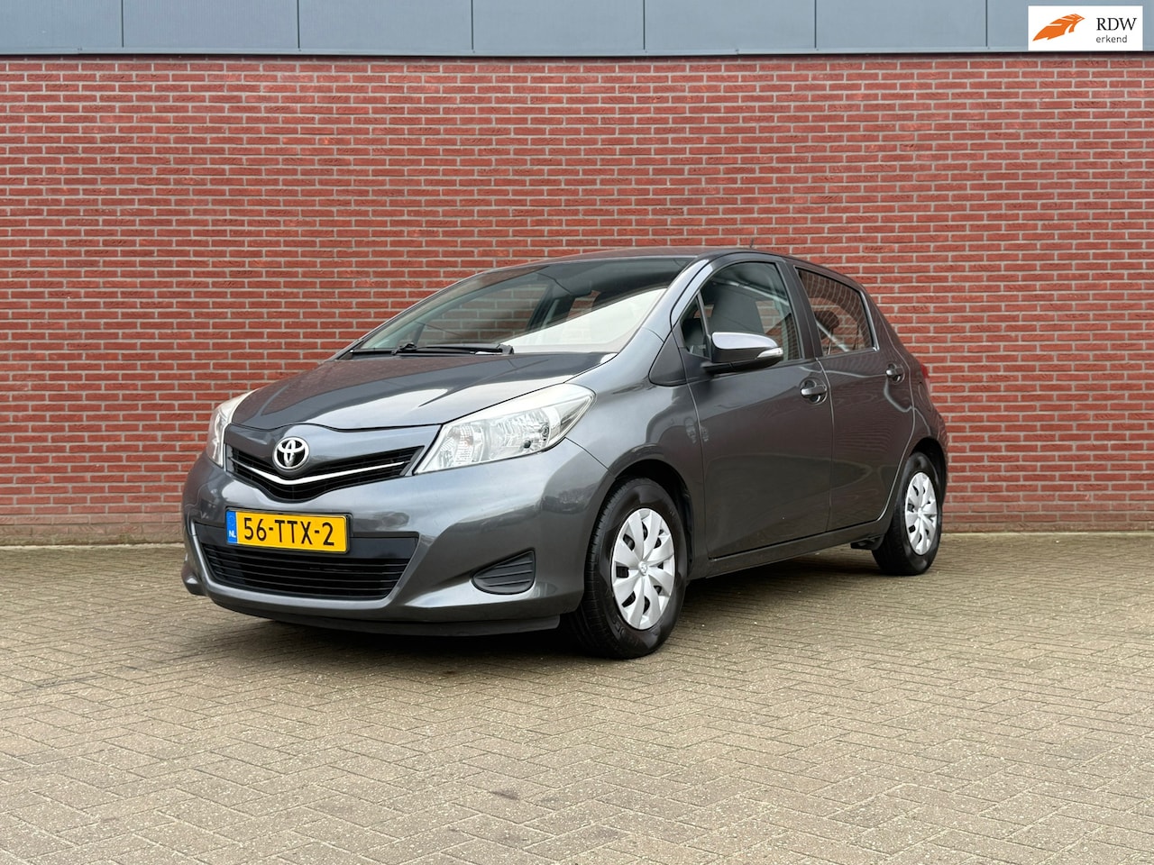Toyota Yaris - 1.0 VVT-i Aspiration / NAP / Airco / Elektrische ramen - AutoWereld.nl