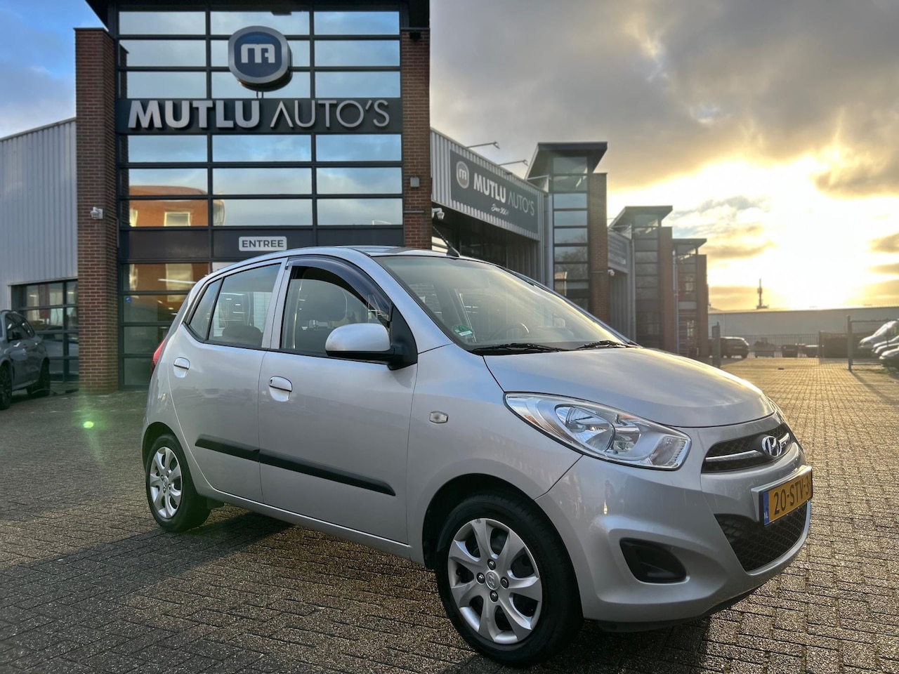 Hyundai i10 - 1.2 i-Drive Cool 5deurs Automaat Airco NAP APK - AutoWereld.nl