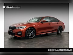 BMW 3-serie - 330i Business Edition Plus M-Sport | Schuifdak | 19 inch | Stoelverwarming | Hifi | Laserl