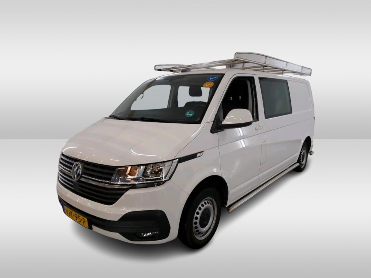 Volkswagen Transporter - 2.0 TDI L2H1 DC 2.0 TDI L2 H1 DC 150pk - AutoWereld.nl