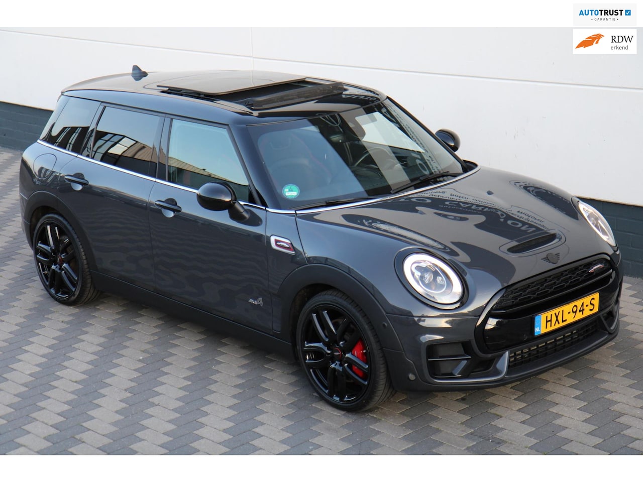 MINI Clubman - 2.0 231PK John Cooper Works ALL4 Pano Carplay ! - AutoWereld.nl