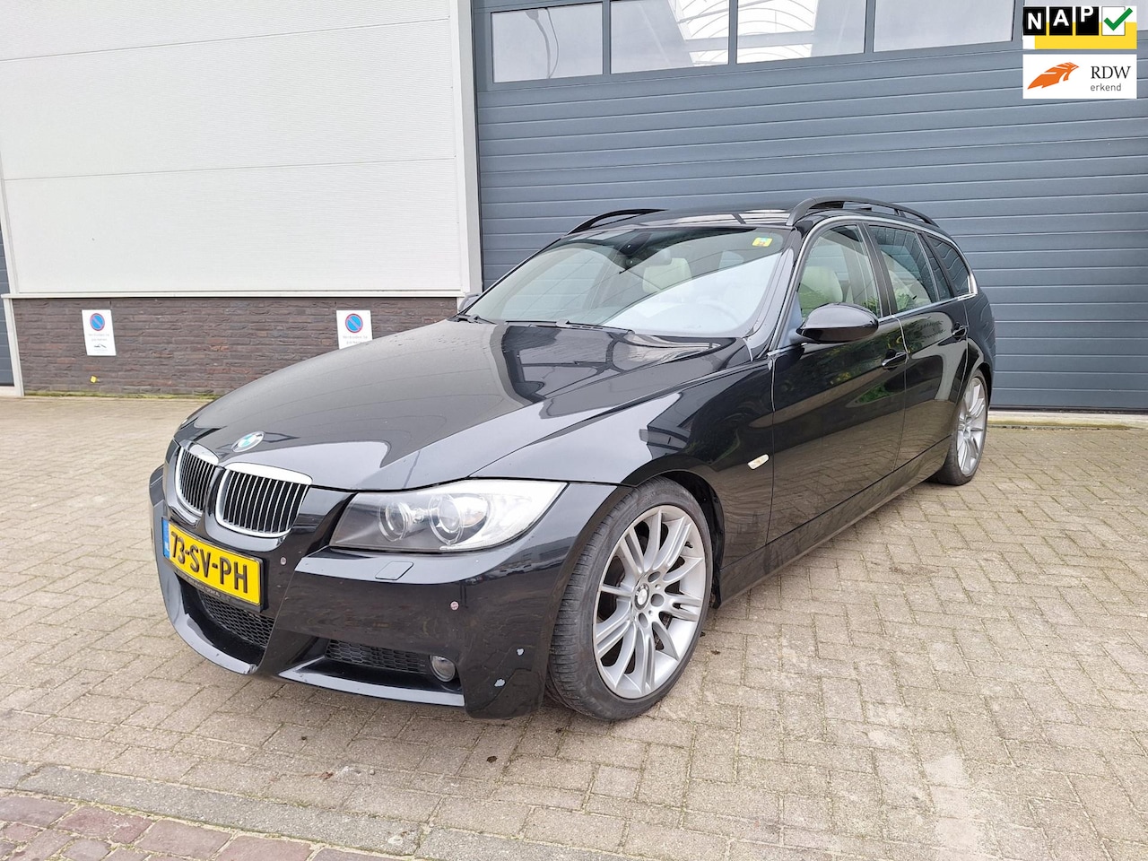 BMW 3-serie Touring - | 325i High Executive | Automaat | Parkeer sensoren | Open dak | - AutoWereld.nl