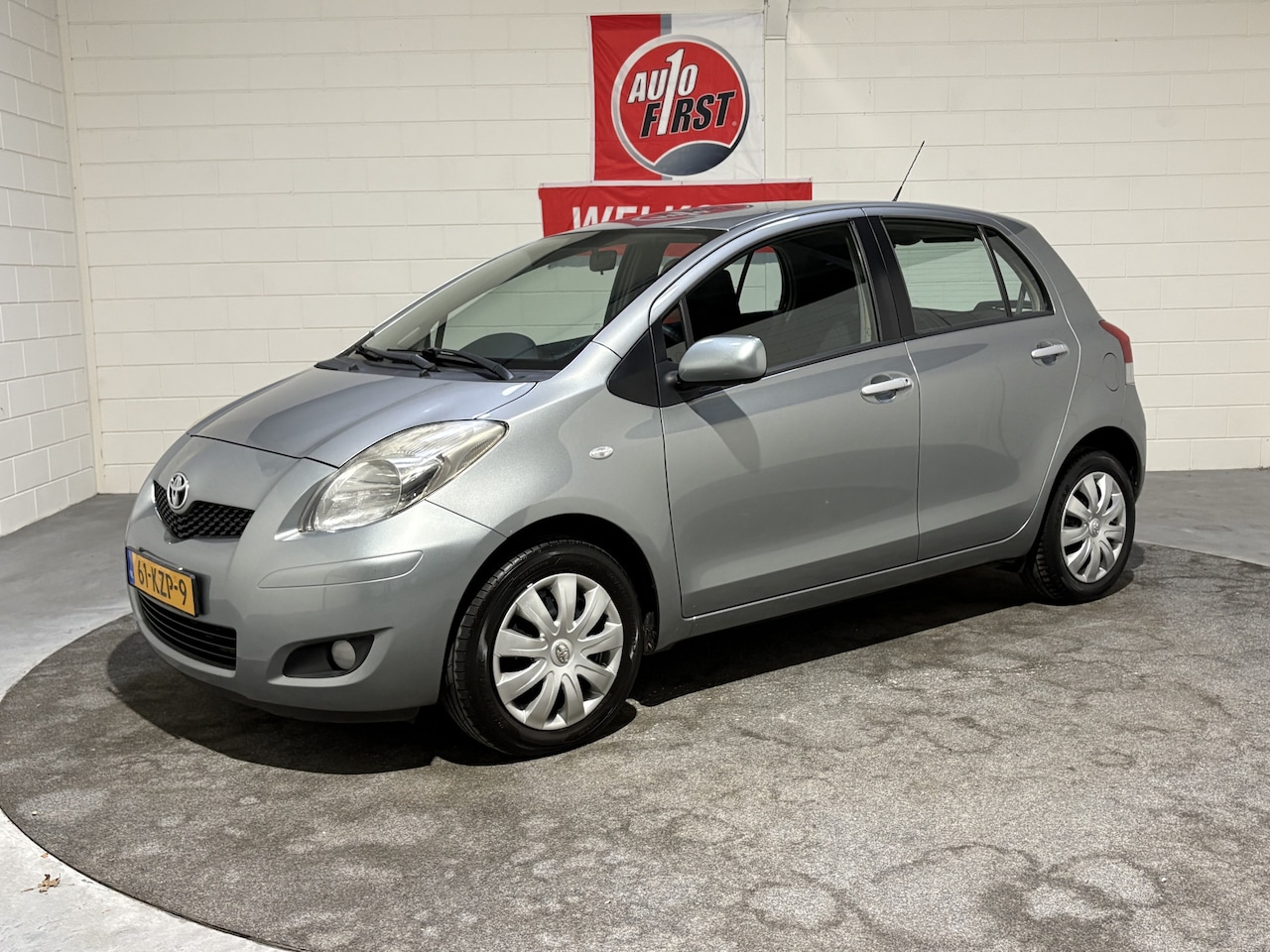 Toyota Yaris - 1.3 VVT-i Aspiration 1.3 VVTi Aspiration, Automatische airco, Volledig onderhouden,In hoogte verstelbaar stuur, - AutoWereld.nl