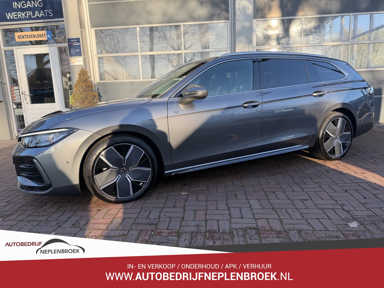 Volkswagen Passat Variant - 1.5 eTSI R-Line Edition 150pk | Pano | IQ.Light | ACC | Ergo active + massage - AutoWereld.nl