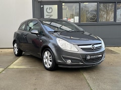 Opel Corsa - 1.4 16V Cosmo Clima Cruise Leder Trekhaak NAP