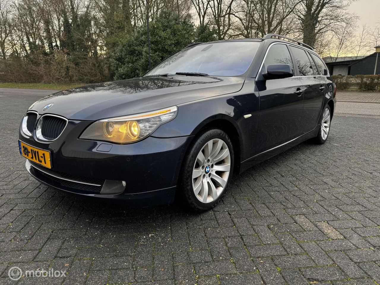 BMW 5-serie Touring - 520i Corporate Lease Business Line Editi - AutoWereld.nl