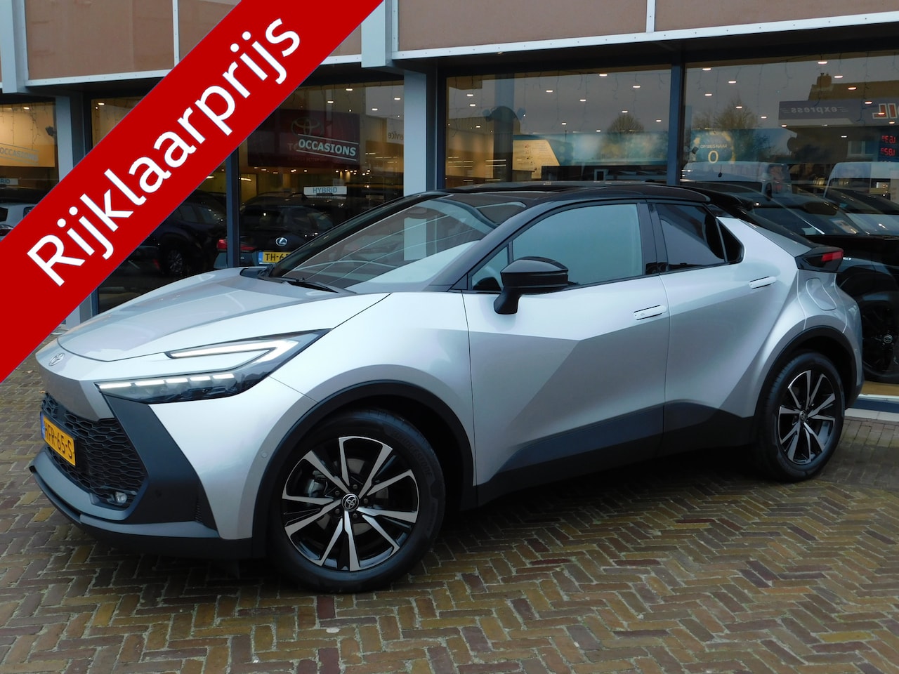 Toyota C-HR - 1.8 Hybrid 140 First Edition - AutoWereld.nl