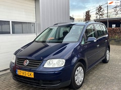 Volkswagen Touran - 1.6 Business nieuwe APk cruise / trekhaak