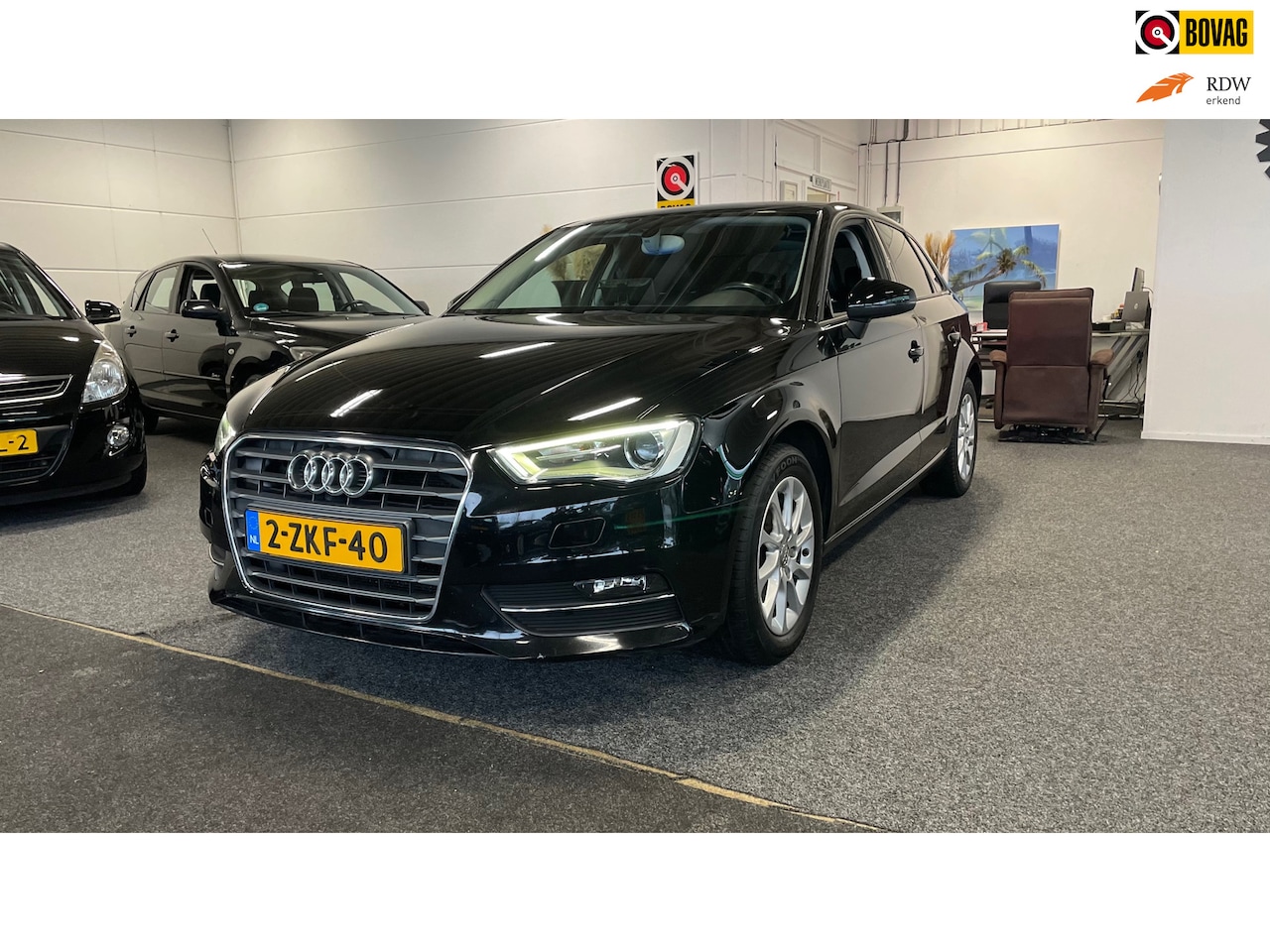 Audi A3 Sportback - 1.2 TFSI Ambition Pro Line S 1.2 TFSI Ambition Pro Line S, Cruise control, Carplay, Trekhaak, Leer - AutoWereld.nl