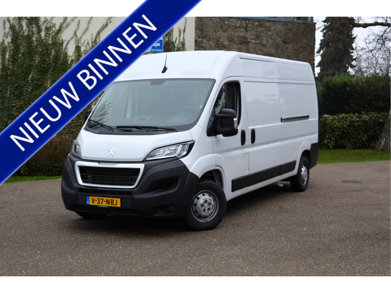 Peugeot Boxer - 435 2.2 BlueHDi 140 L3H2 | Onvoltooide camperombouw | - AutoWereld.nl