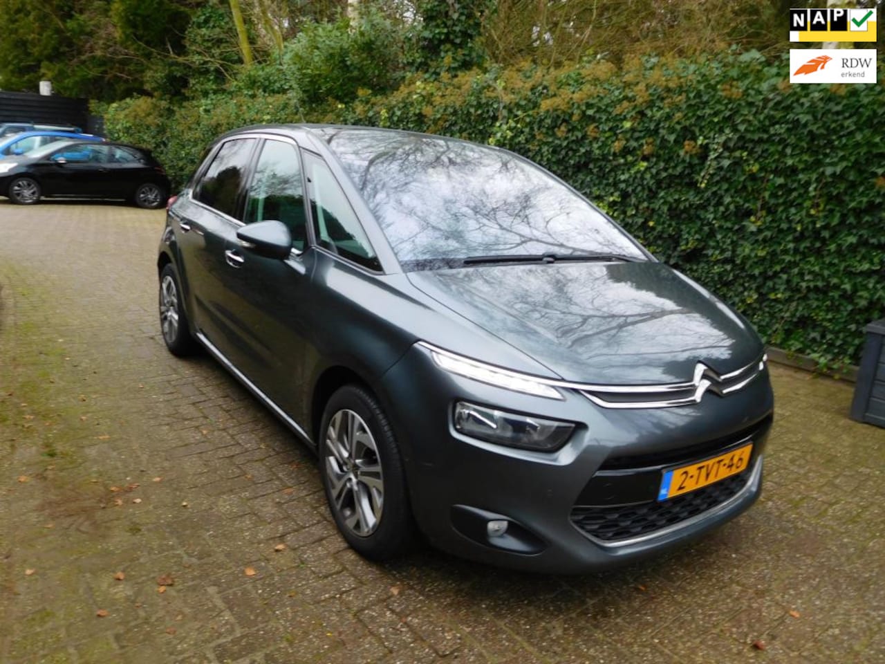 Citroën C4 Picasso - 1.6 THP Business zeer nette auto met nap disributie riem vervangen bij 117776 km - AutoWereld.nl